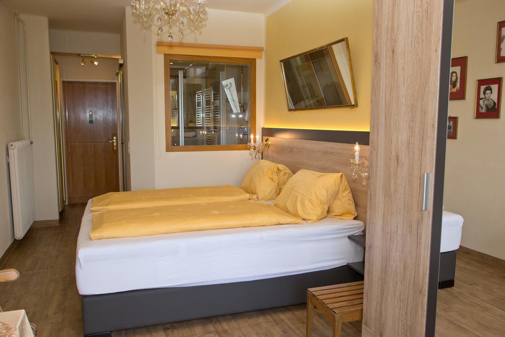 Villa Desiree - Hotel Garni - Adults Only Villach Exteriér fotografie