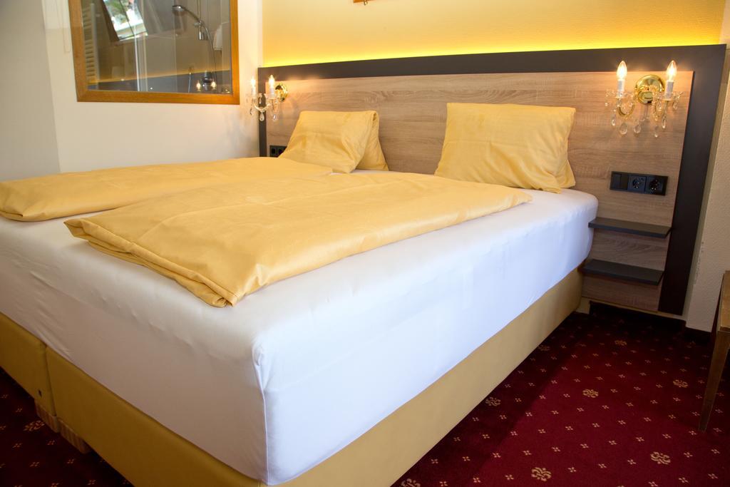 Villa Desiree - Hotel Garni - Adults Only Villach Exteriér fotografie